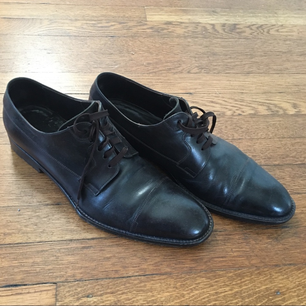 GUCCI DRESS SHOE  (Size 8 1/2)